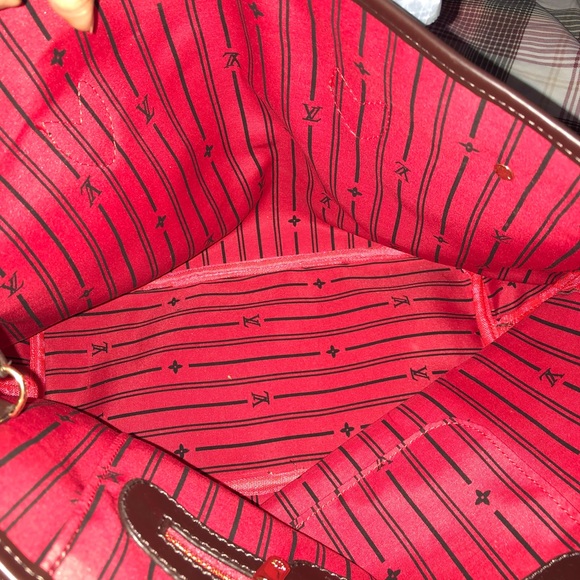 Bag - Picture 2 of 7